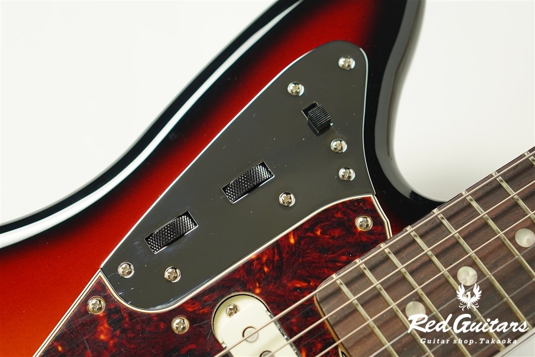  Vintera III Mid 60s Jaguar - 3-Color Sunburst